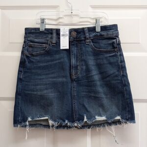 American Eagle Next Level Stretch Mini Skirt Denim Raw Hem Size 2 26W Grunge
